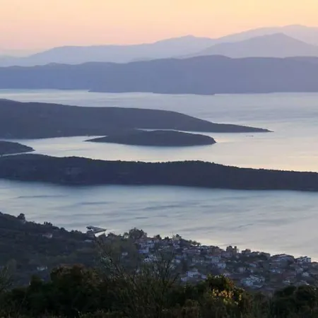 Atrium - 拉夫科斯